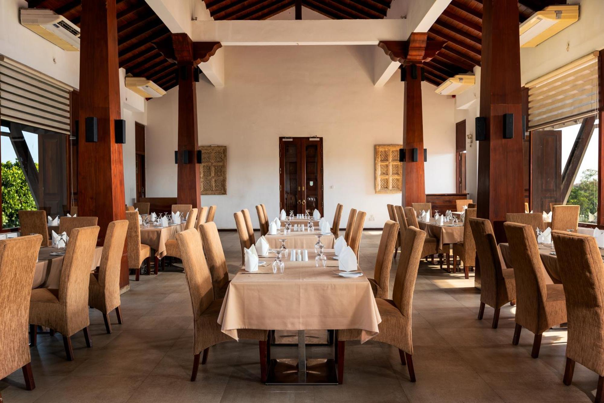 The Thinnai - All-Suites Boutique Hotel Jaffna Exterior foto